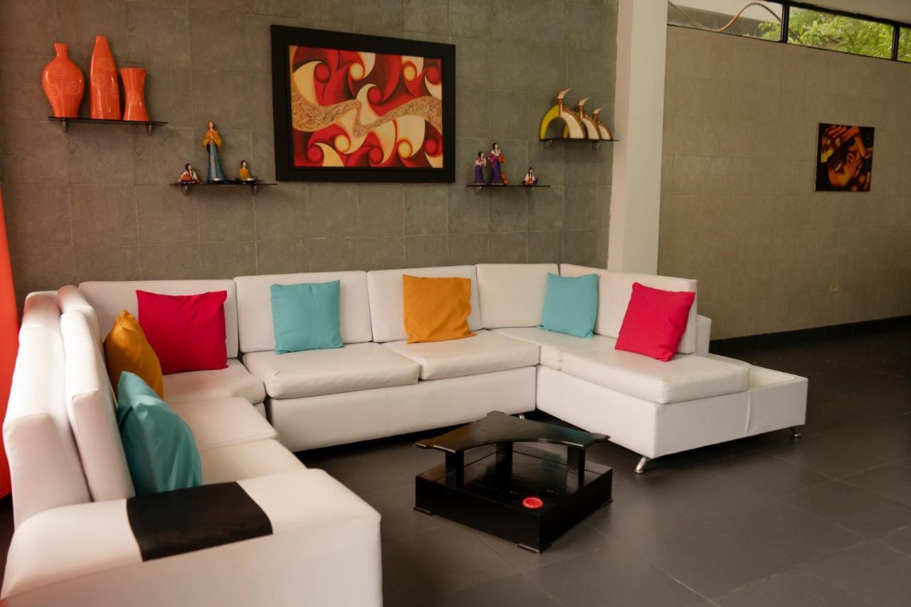 Rinakawsay - Viveviajando Apartamento Amoblado En Tena Exterior foto
